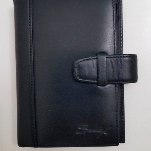 $6 Sumdex Leather Bi-Fold Wallet - Picture 1 of 6